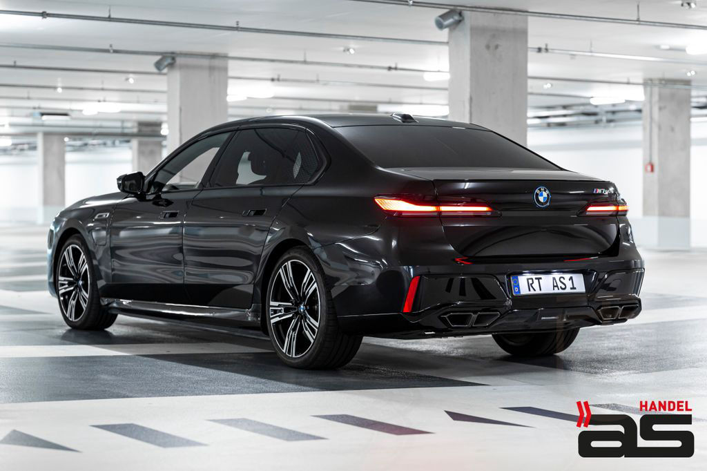 BMW M760 e|Executiv|Connois|Innov|SkyL|Iconic|B&O|21