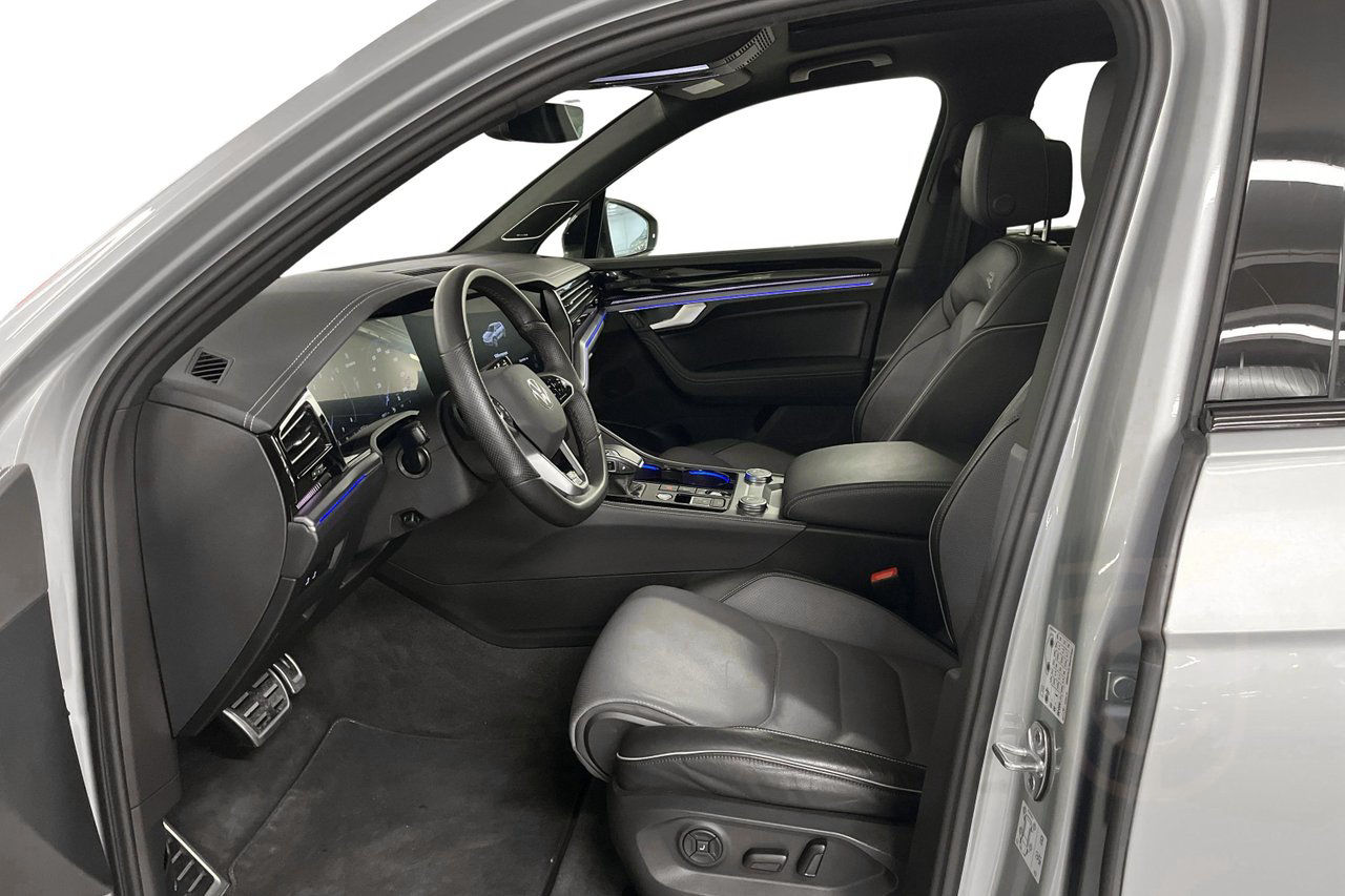 Volkswagen Touareg TDI 4M - R-Line Black Style,