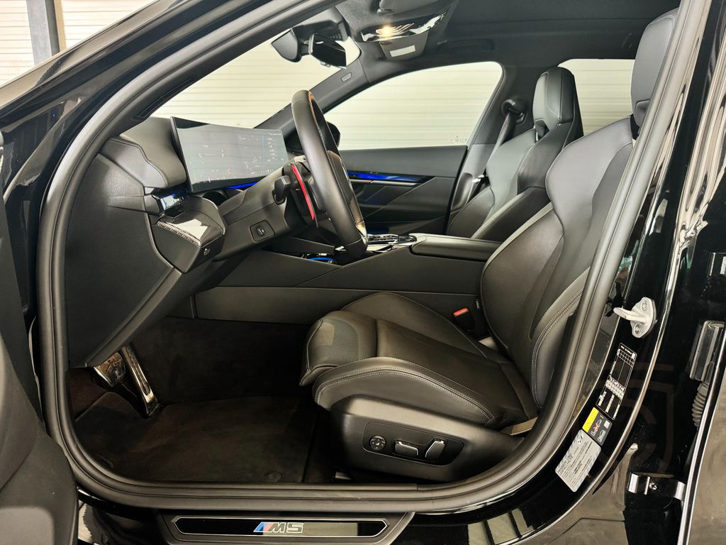 BMW M5 Touring PANO/HUD/AHK/INNO/SITZLÜFTUNG/ICONIC