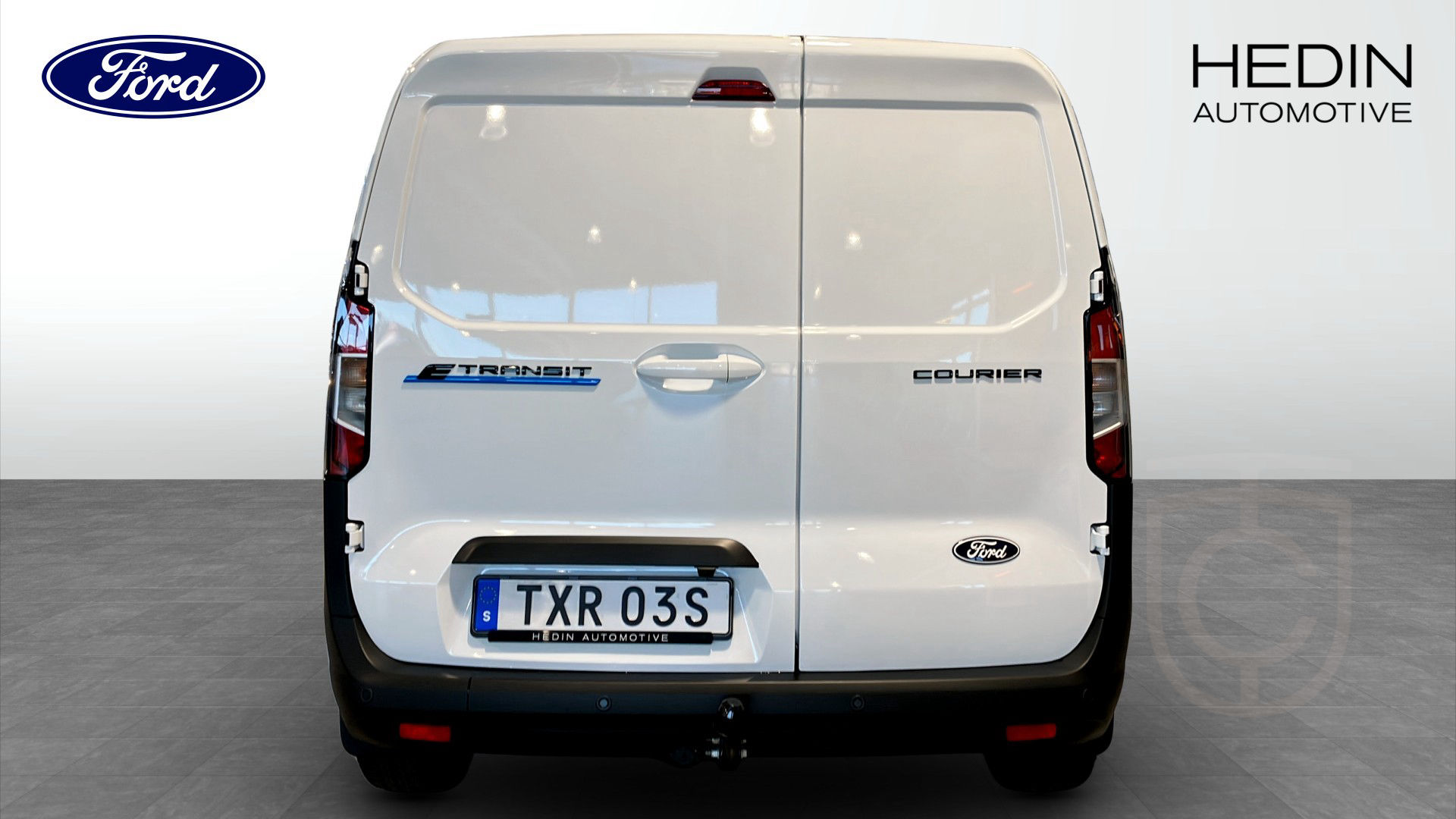 Ford E-Transit Courier