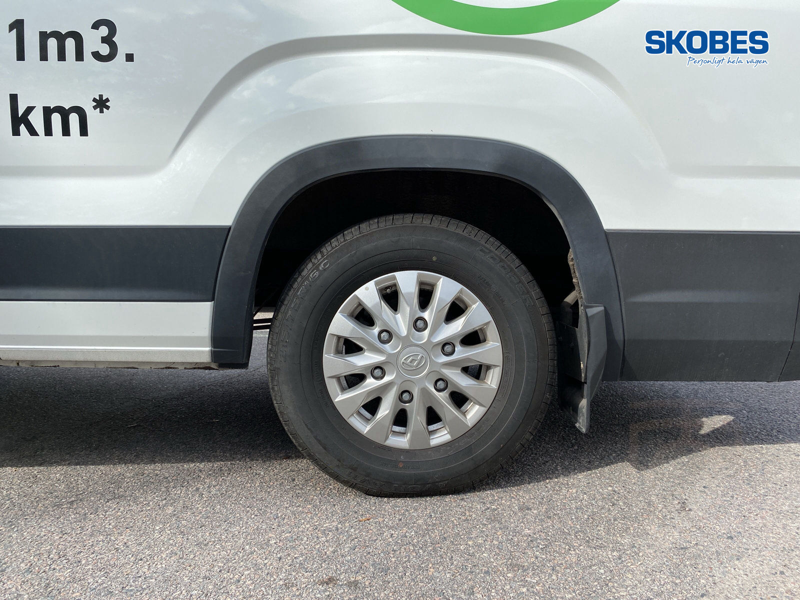Maxus e-Deliver 9