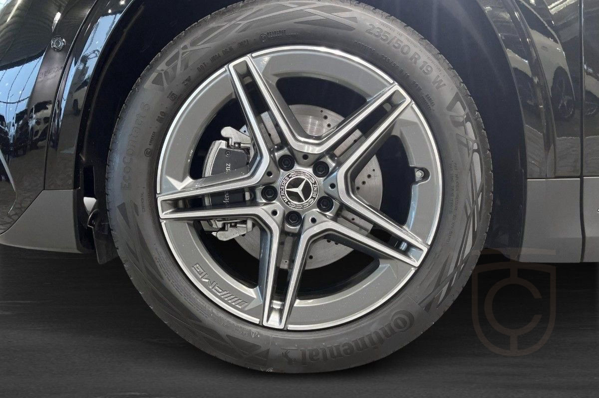 Mercedes-Benz GLA 200 AMG-Line Premium