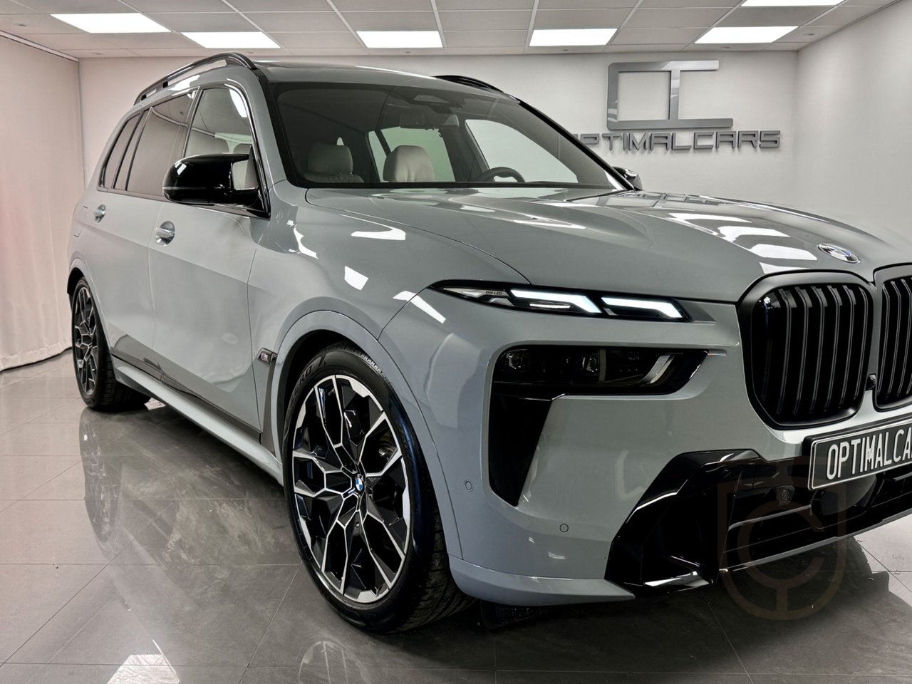 BMW X7 M60i xDrive