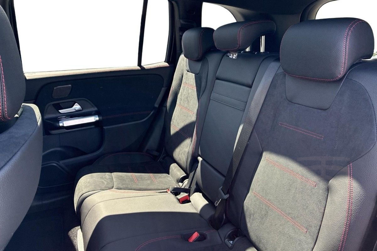 Mercedes-Benz GLB 220 d 4MATIC