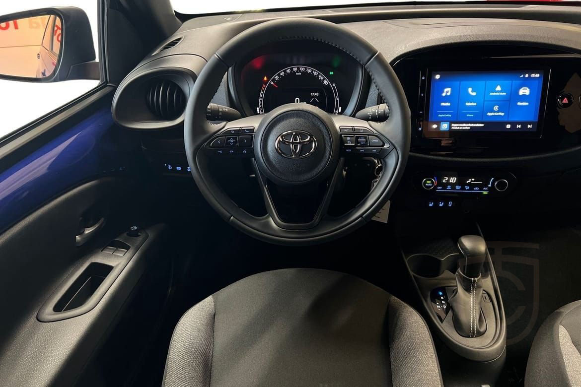 Toyota Aygo X 1.0 Automat Play Comfort & Style Pack