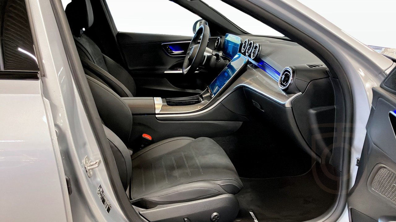 Mercedes-Benz C 300 e AMG Night PHEV 115km
