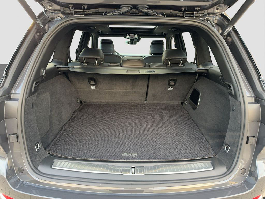 Jeep Grand Cherokee Summit Reserve Plug-In-Hybrid 4xe