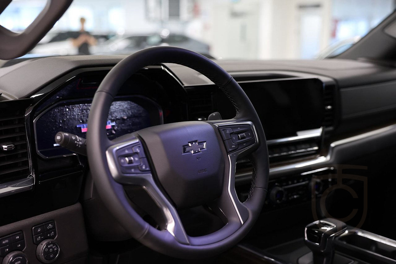 Chevrolet Silverado Trail Boss Midnight 3.0 Duramax Z71 Off-
