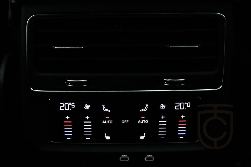 Audi SQ7 4.0 TFSI quattro AHK Stdhz Matrix Pano HUD