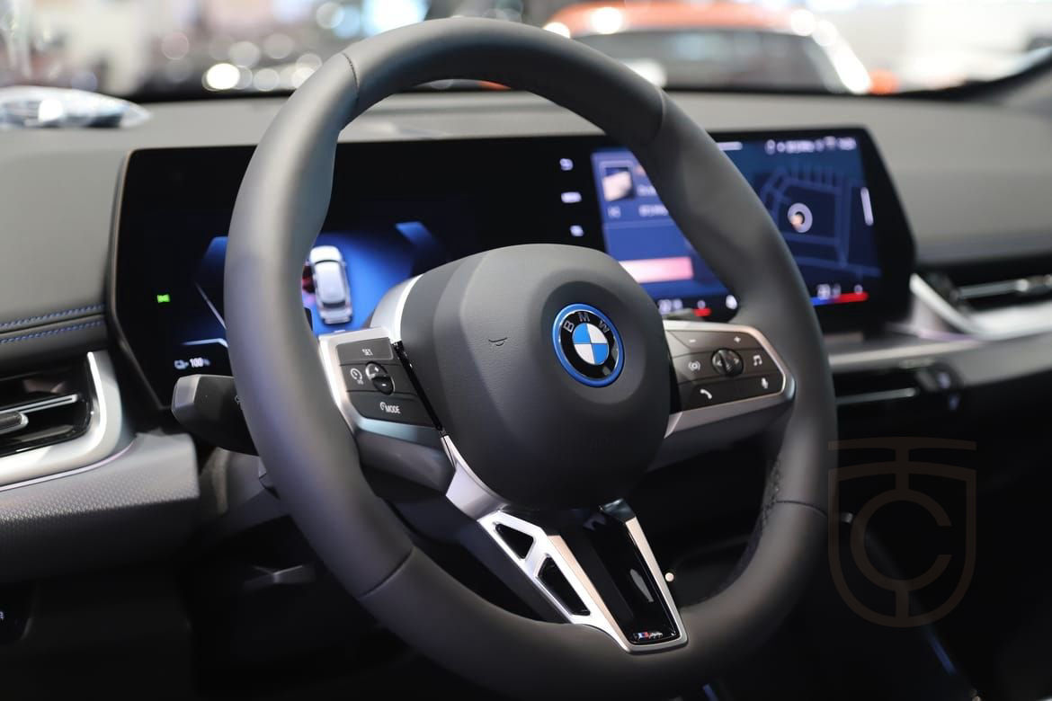 BMW iX1 xDrive30 M Sport