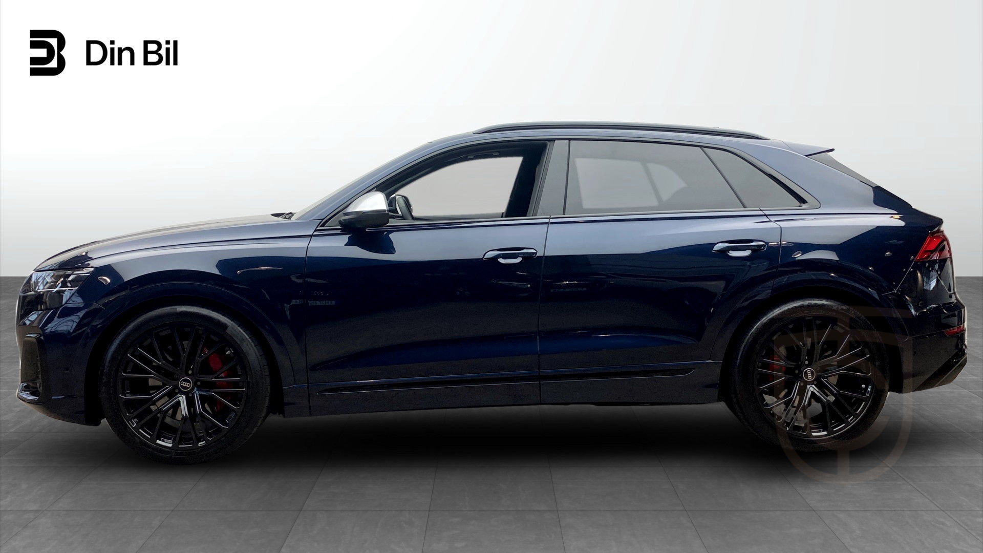 Audi SQ8 TFSI quattro