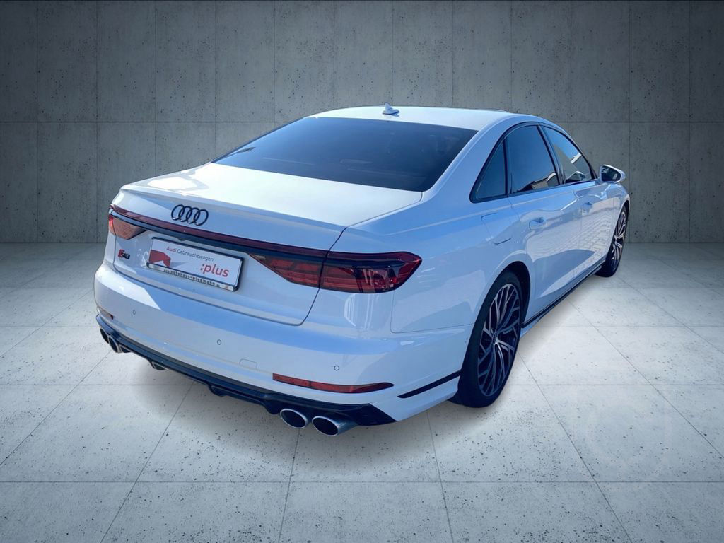 Audi S8 TFSI tiptr. Matrix HUD N-Sicht PANO Stdhzg.