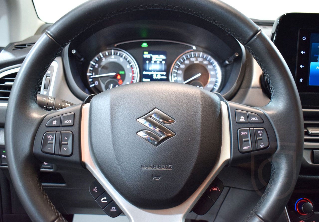 Suzuki S-Cross 1,5 Fullhybrid AWD Select Auto