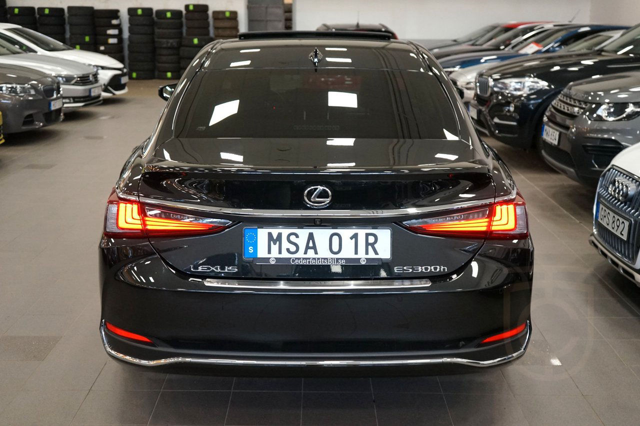Lexus ES 300h 2.5 E-CVT Limited Edition