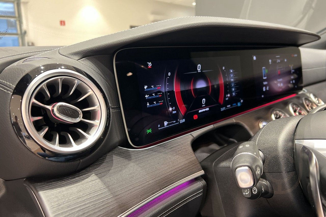 Mercedes-Benz AMG GT 4 43 4MATIC+