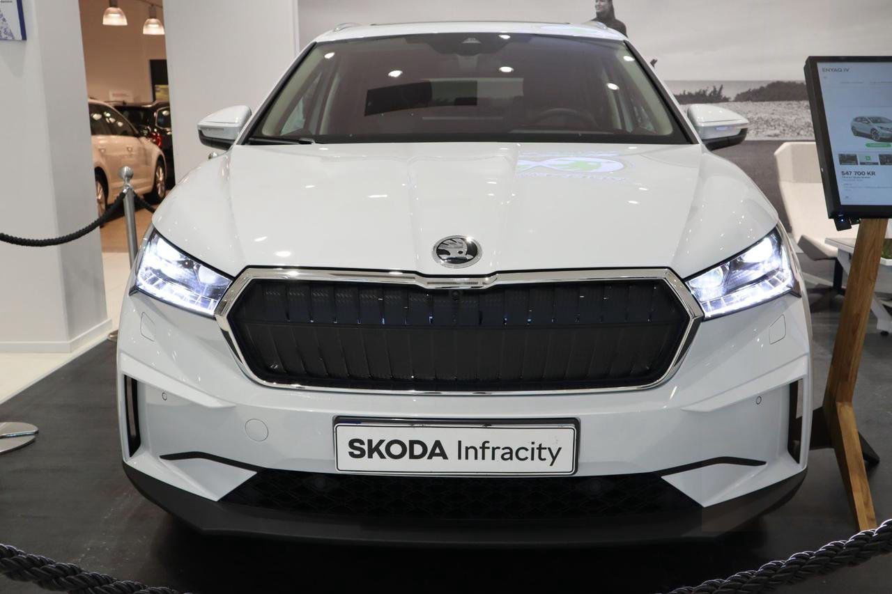 Skoda Enyaq iV 60 (390 km) - Beställningsbar