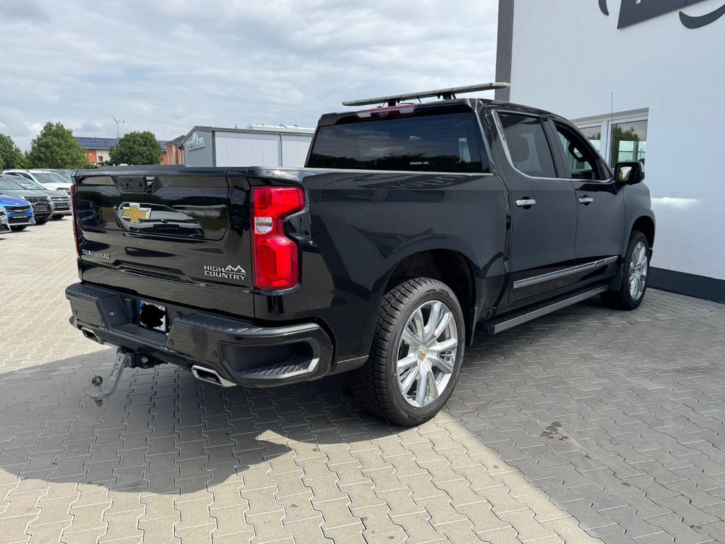Chevrolet Silverado High Country
