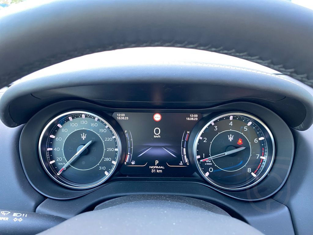 Maserati Ghibli GT Hybrid MY23 BLU NOBILE+SPORTPAKET+NAVI