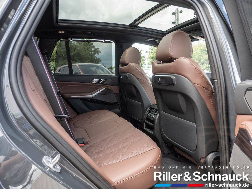 BMW X5 xDrive 30d M-Sport AHK STANDHZ LED PANO 360°