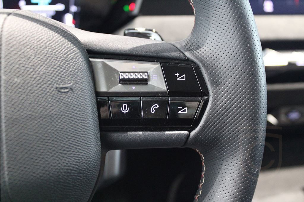 DS 4 Performance Line E-Tense