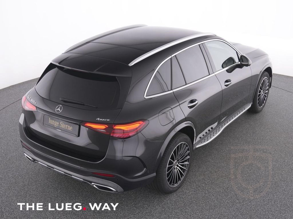 Mercedes-Benz GLC 300 e 4M AMG+MBUX+DLight+AHK+Mem+Keyl+20+360