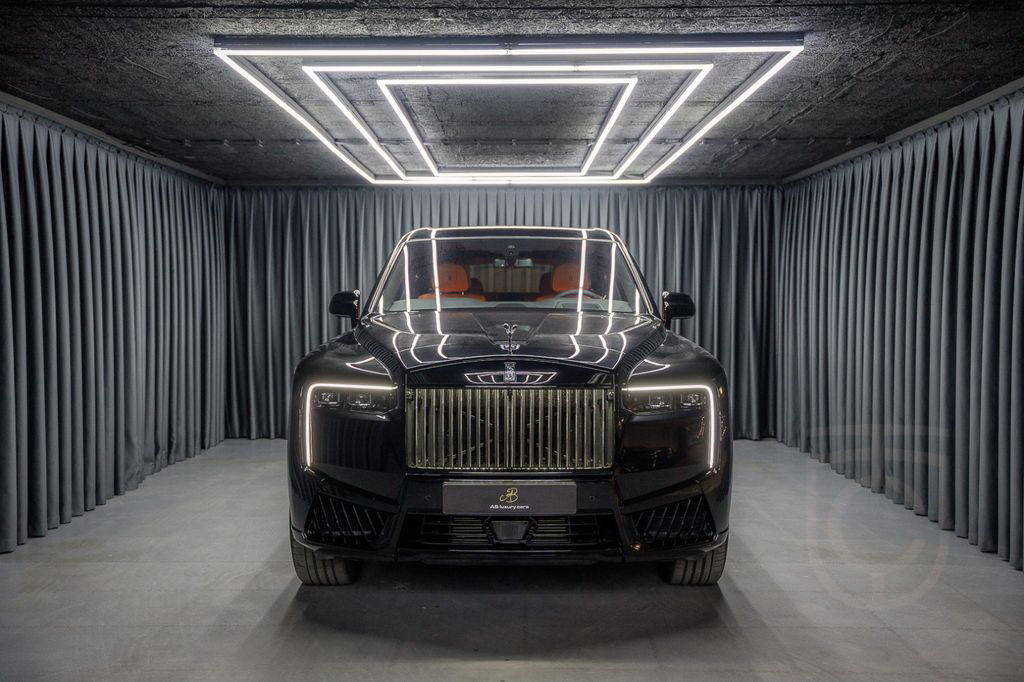 Rolls-Royce Cullinan Black Badge 4Seats Starlight 2025 FULL