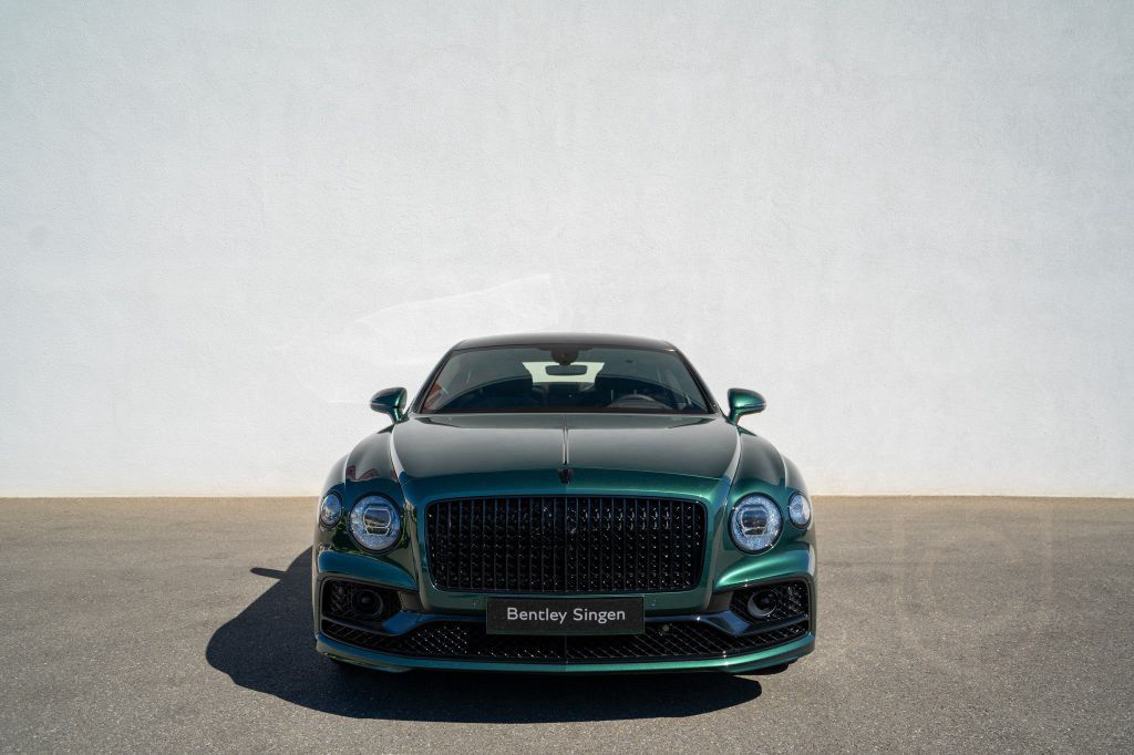 Bentley Flying Spur Azure V8 *Naim, Rotating Display*