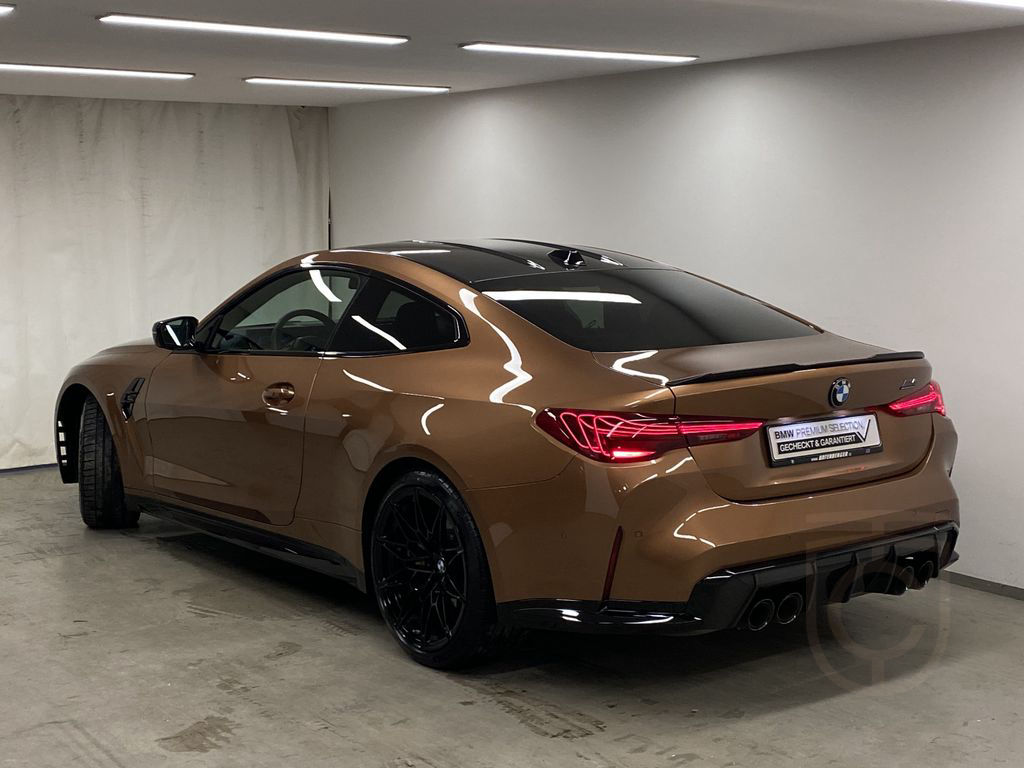 BMW M4 Competition M xDrive Coupé M Race Track Paket