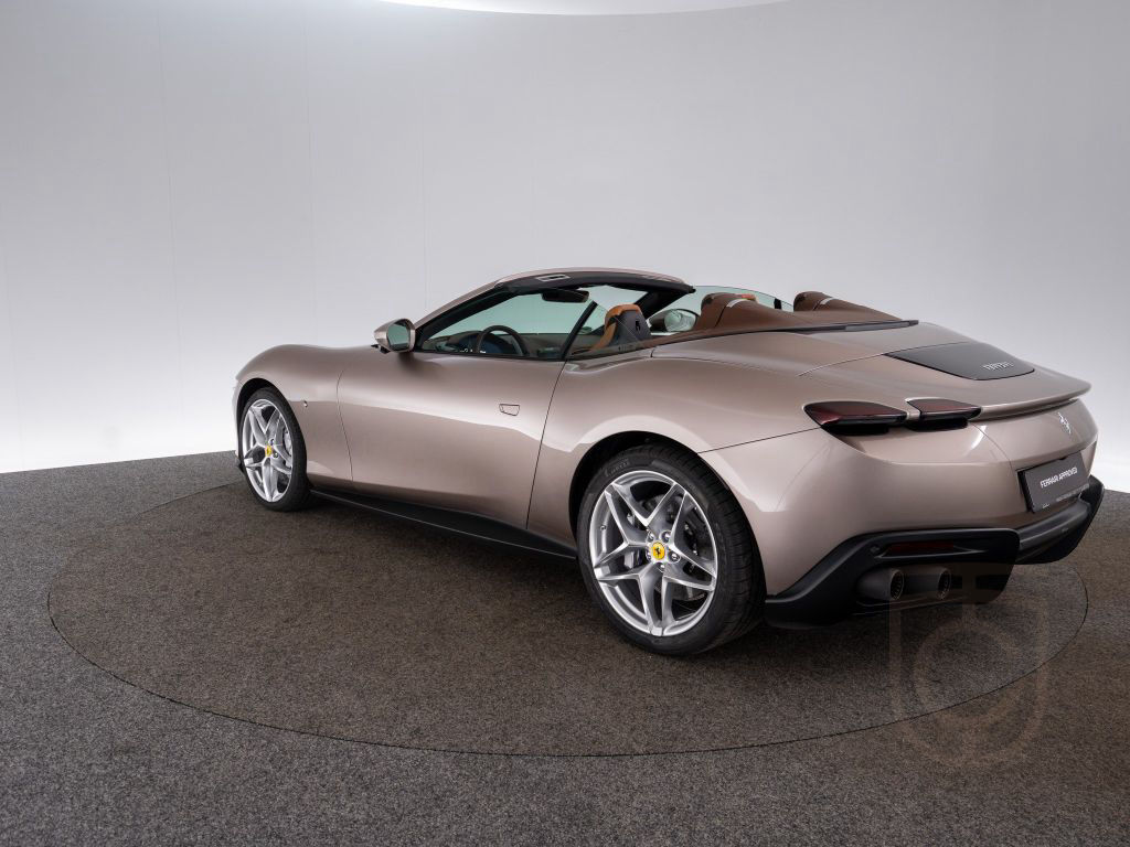 Ferrari Roma Spider FERRARI SINGEN