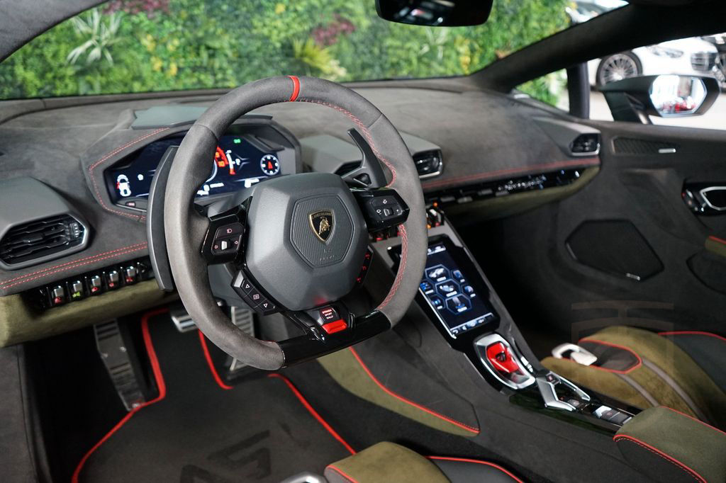 Lamborghini Huracán STERRATO*5.2l V10*63 LOGO*258.182€ NETT