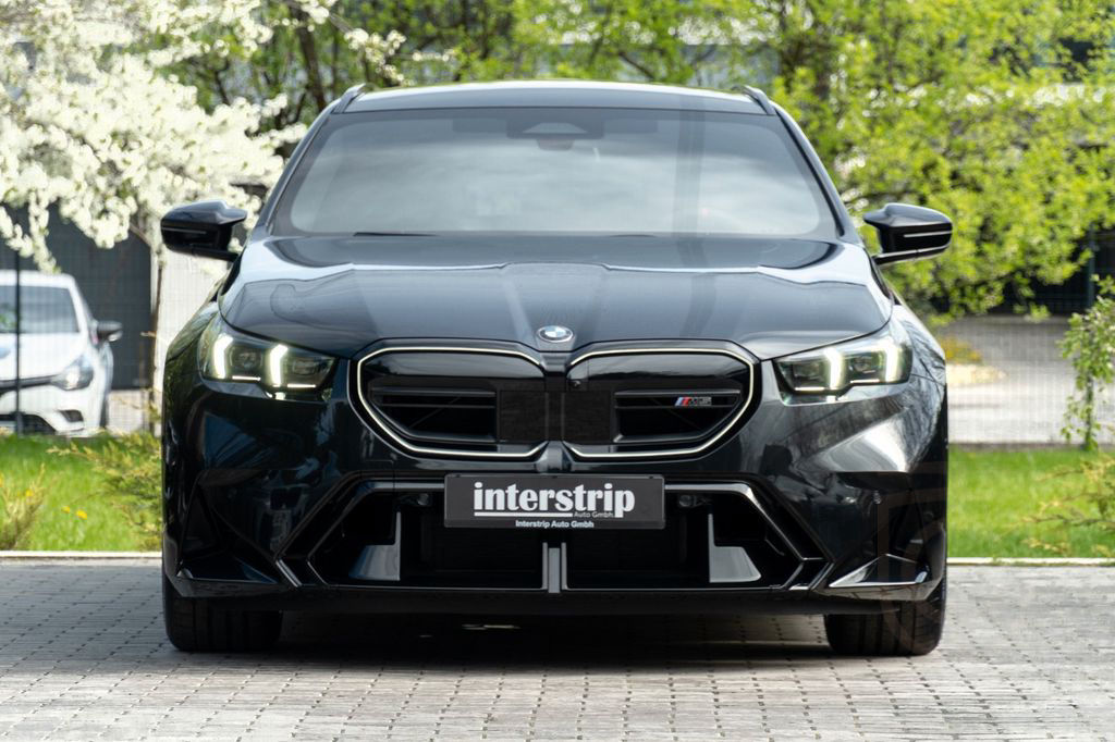 BMW M5 TOURING.DR.ASS.LED.PANORAMA.B&W.360°.AHK.