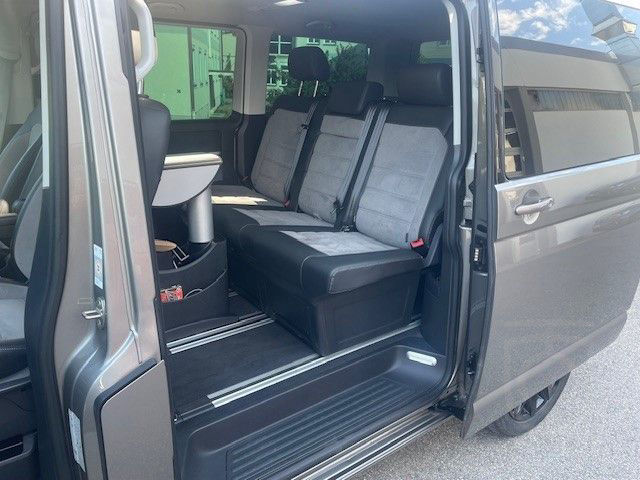 Volkswagen Multivan 6.1 Comfortline Edition Motor: 2,0 l TD