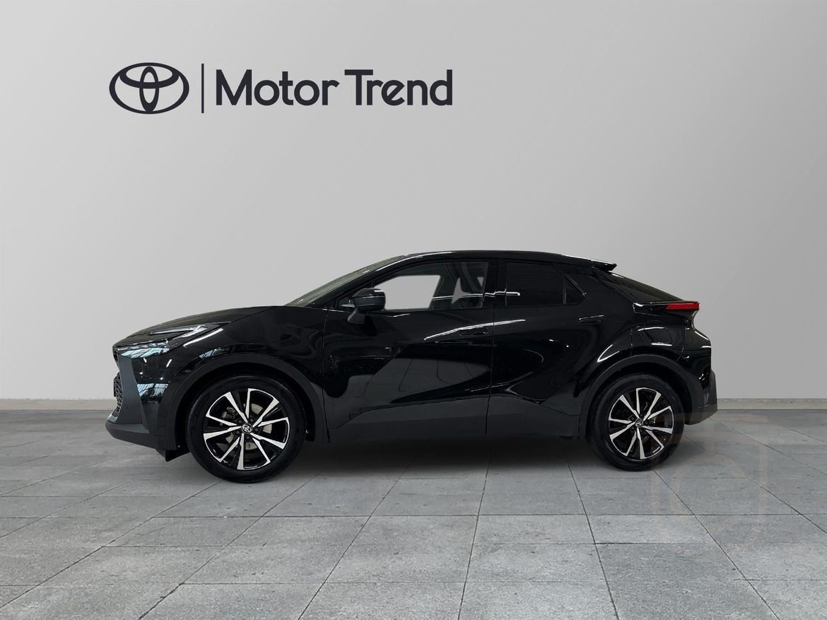 Toyota C-HR Hybrid 1,8 Style Teknikpaket Vinterhjul