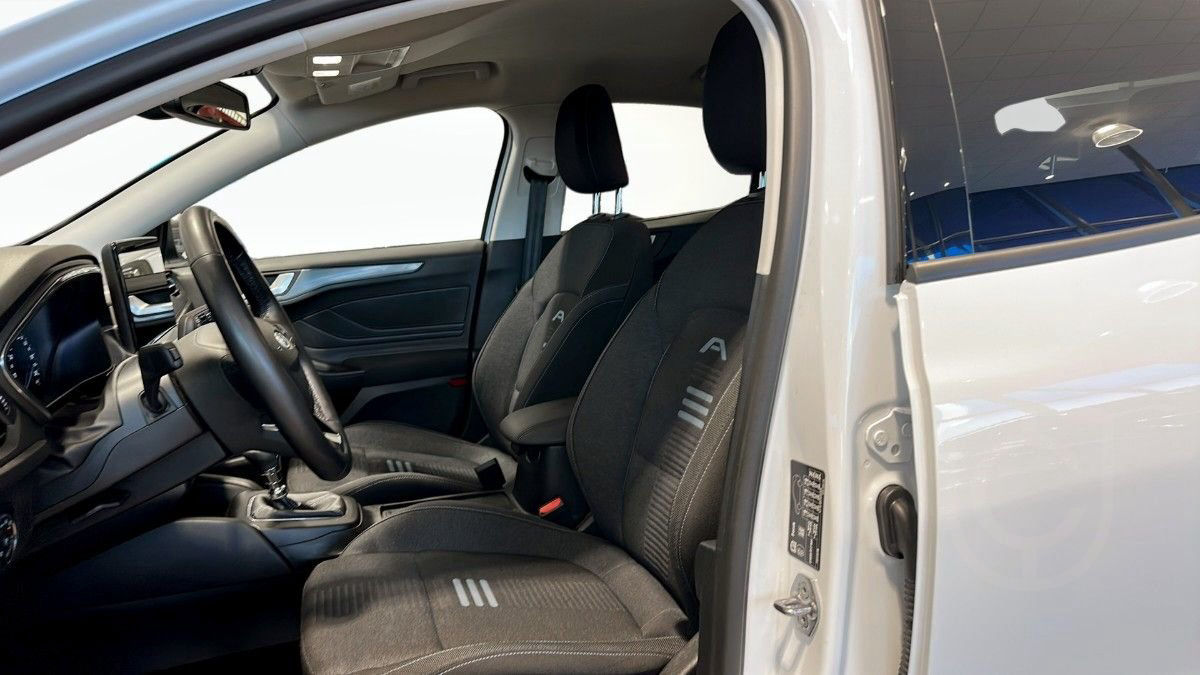 Ford Focus Active 1.0 Hybrid