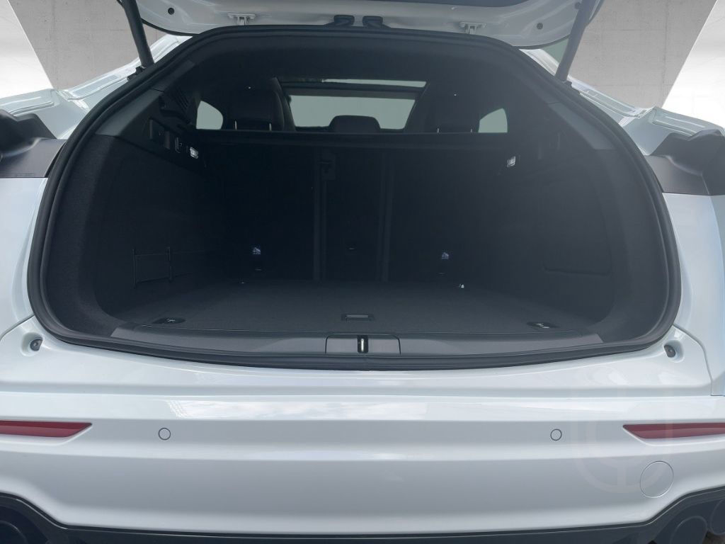 Maserati Grecale Modena MY24 Mild Hybrid MIT AHK 330 PS -