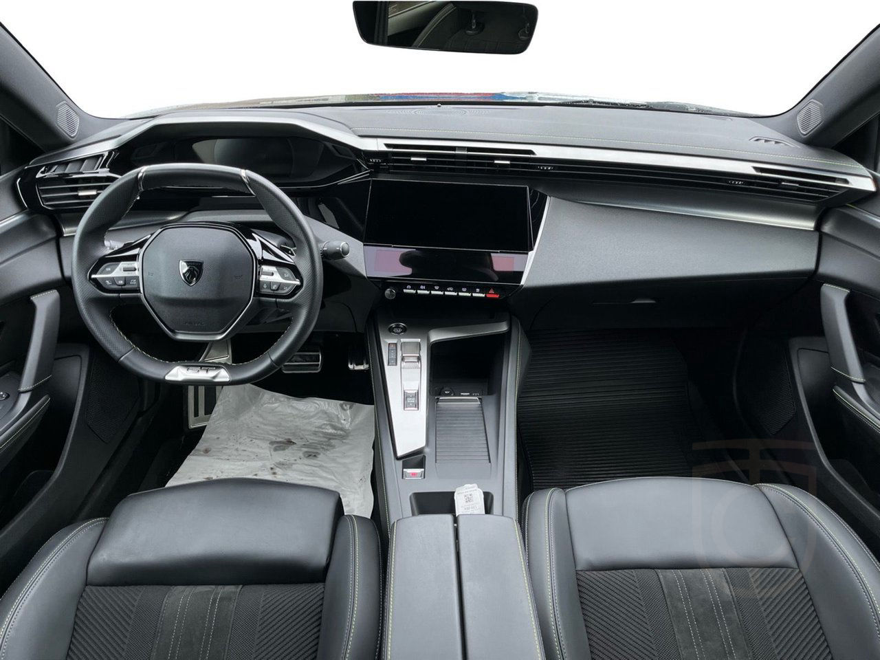 Peugeot 408 1.2 PT