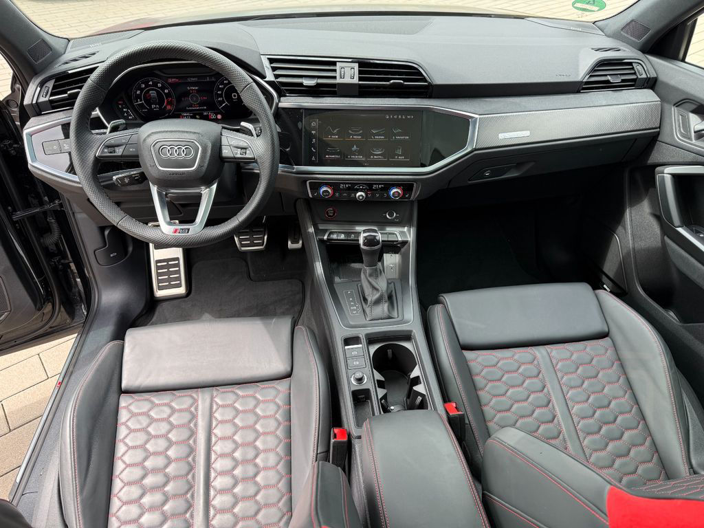 Audi RSQ3 2.5 TFSI S tronic quattro