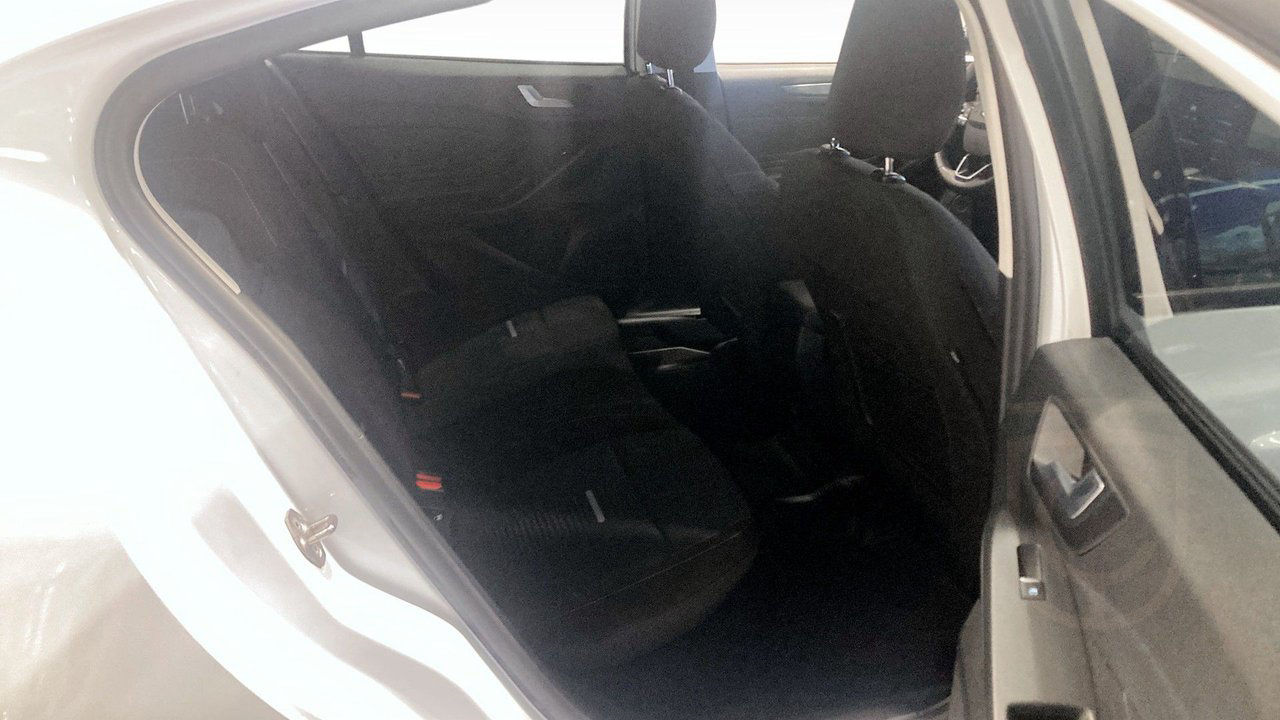 Ford Focus ACTIVE MHEV E85