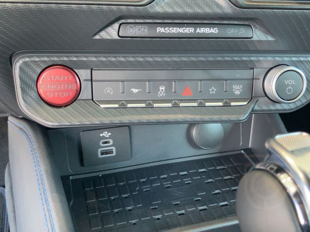 Ford Mustang DARK HORSEACC*MagneRide*B&O*NAVI *TWA*LM