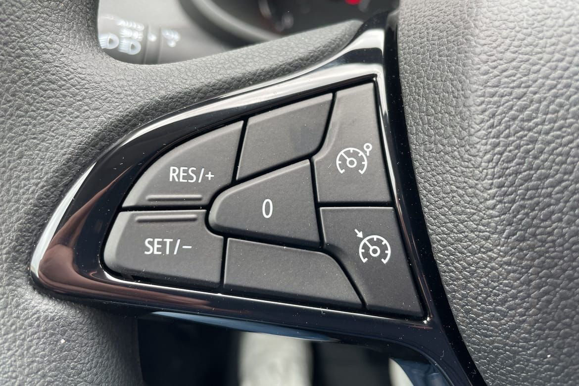 Dacia Sandero TCe 90 essential