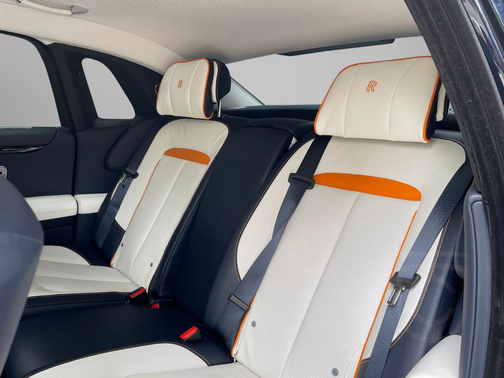 Rolls-Royce Ghost II - Bespoke/Gold SOE