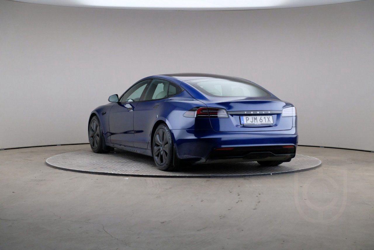 Tesla Model S AWD Yoke