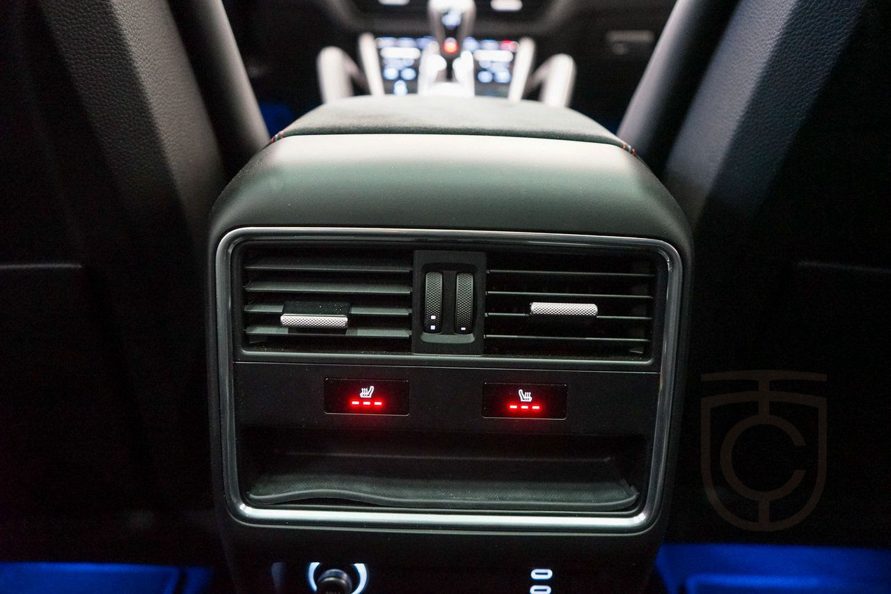 Porsche Cayenne GTS