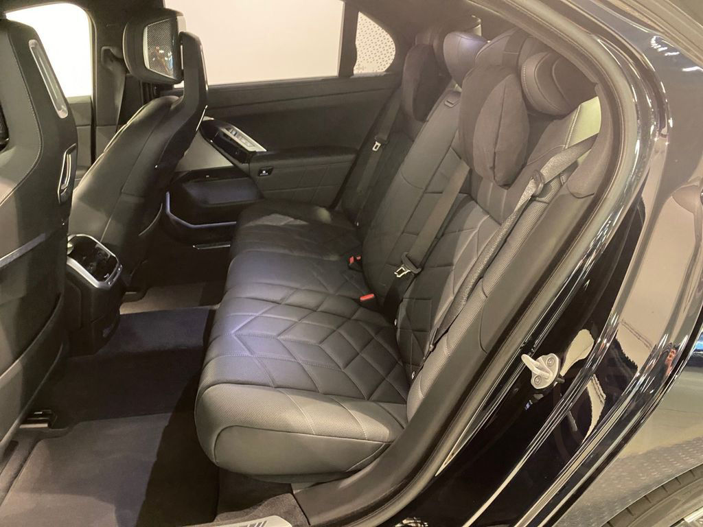 BMW 740d xDrive Limousine
