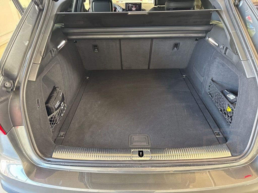 Audi A4 40 TFSI QUATTRO S LINE
