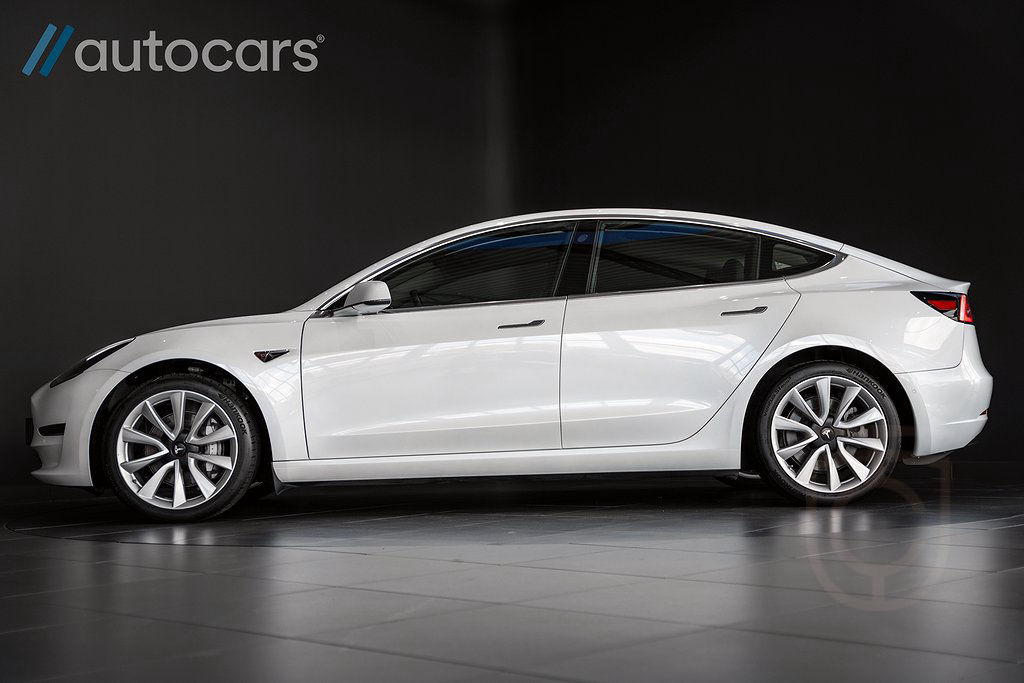 Tesla Model 3 Standard Range Plus Leasbar | Drag | Autopilot