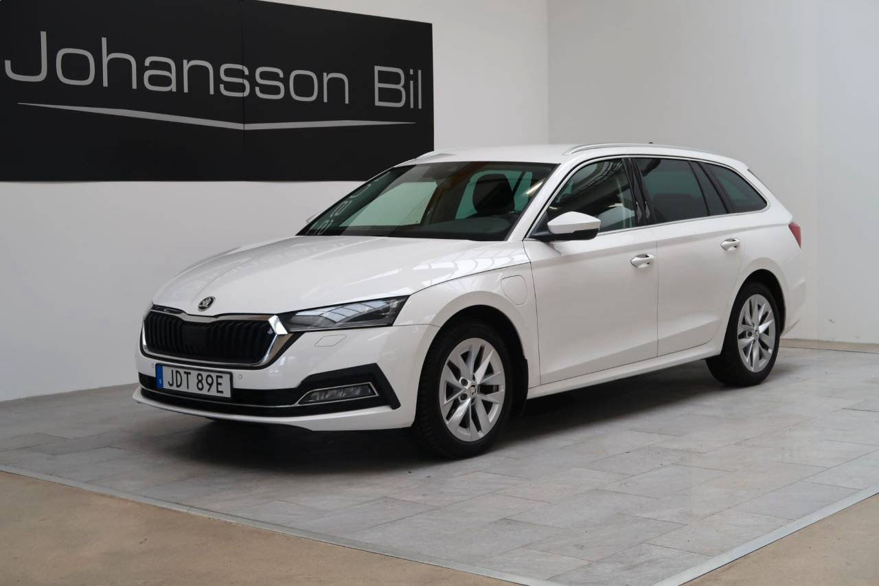 Skoda Octavia Combi iV DSG