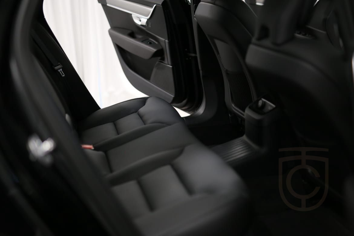 Volvo S90 Recharge T8 AWD Geartronic 335kW 2024 Plus, R-Design