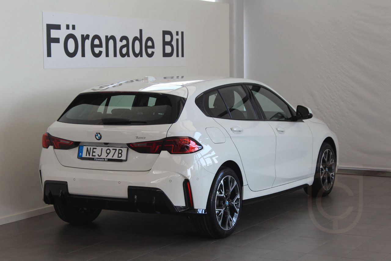 BMW 120 i M Sport Design Automat