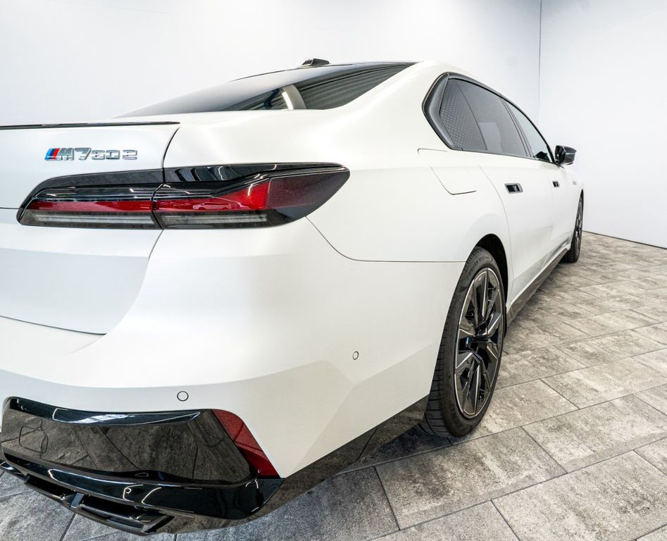 BMW M760 e xDrive °Full Option°